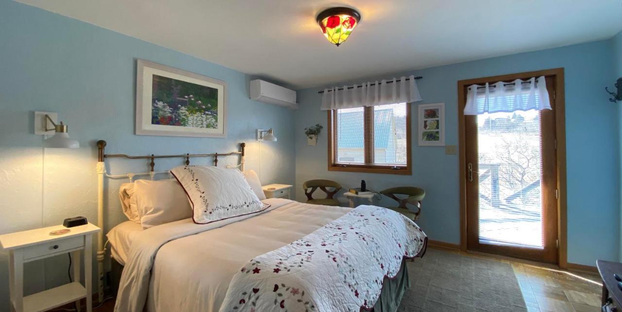 Hawk Valley Retreat & Cottages Galena Bagian luar foto