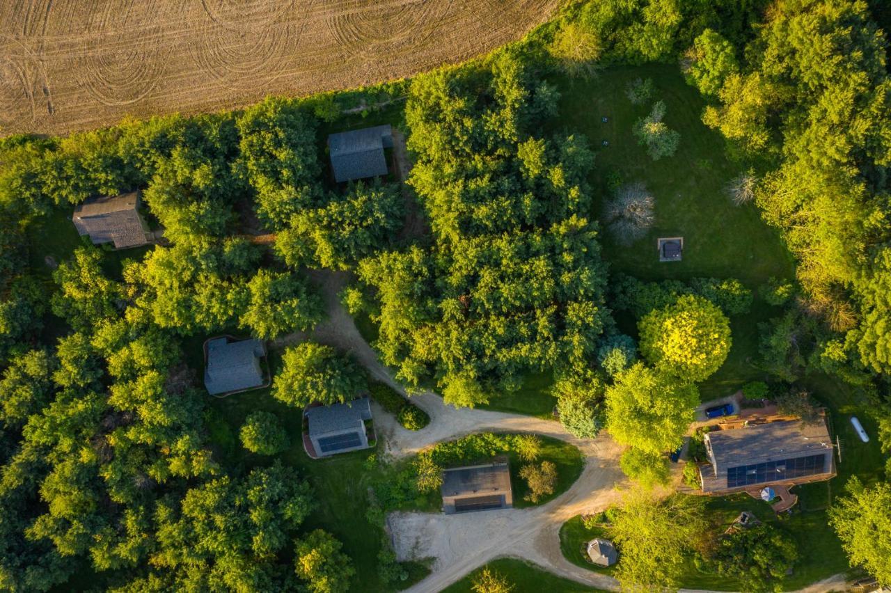 Hawk Valley Retreat & Cottages Galena Bagian luar foto