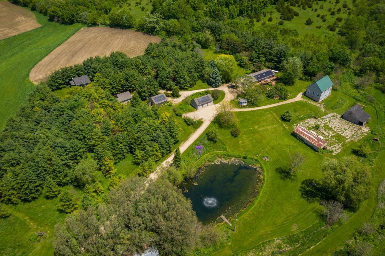 Hawk Valley Retreat & Cottages Galena Bagian luar foto