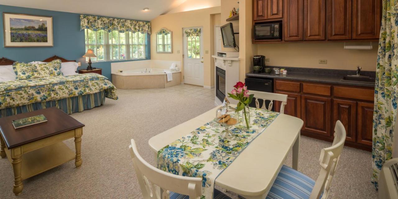Hawk Valley Retreat & Cottages Galena Bagian luar foto
