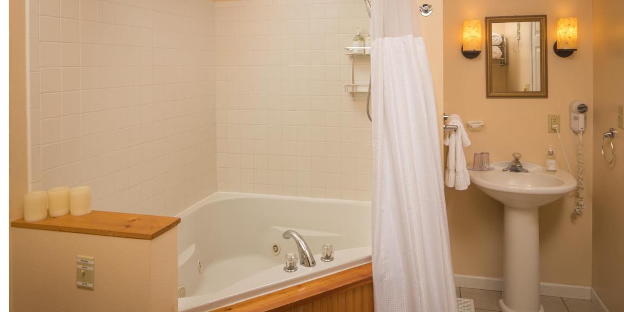 Hawk Valley Retreat & Cottages Galena Bagian luar foto